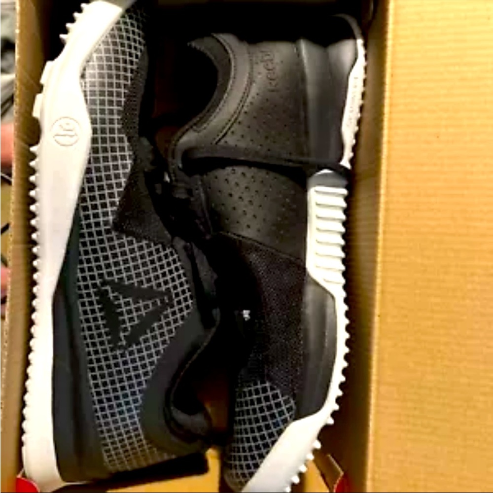 Like new. Men’s 9.5
